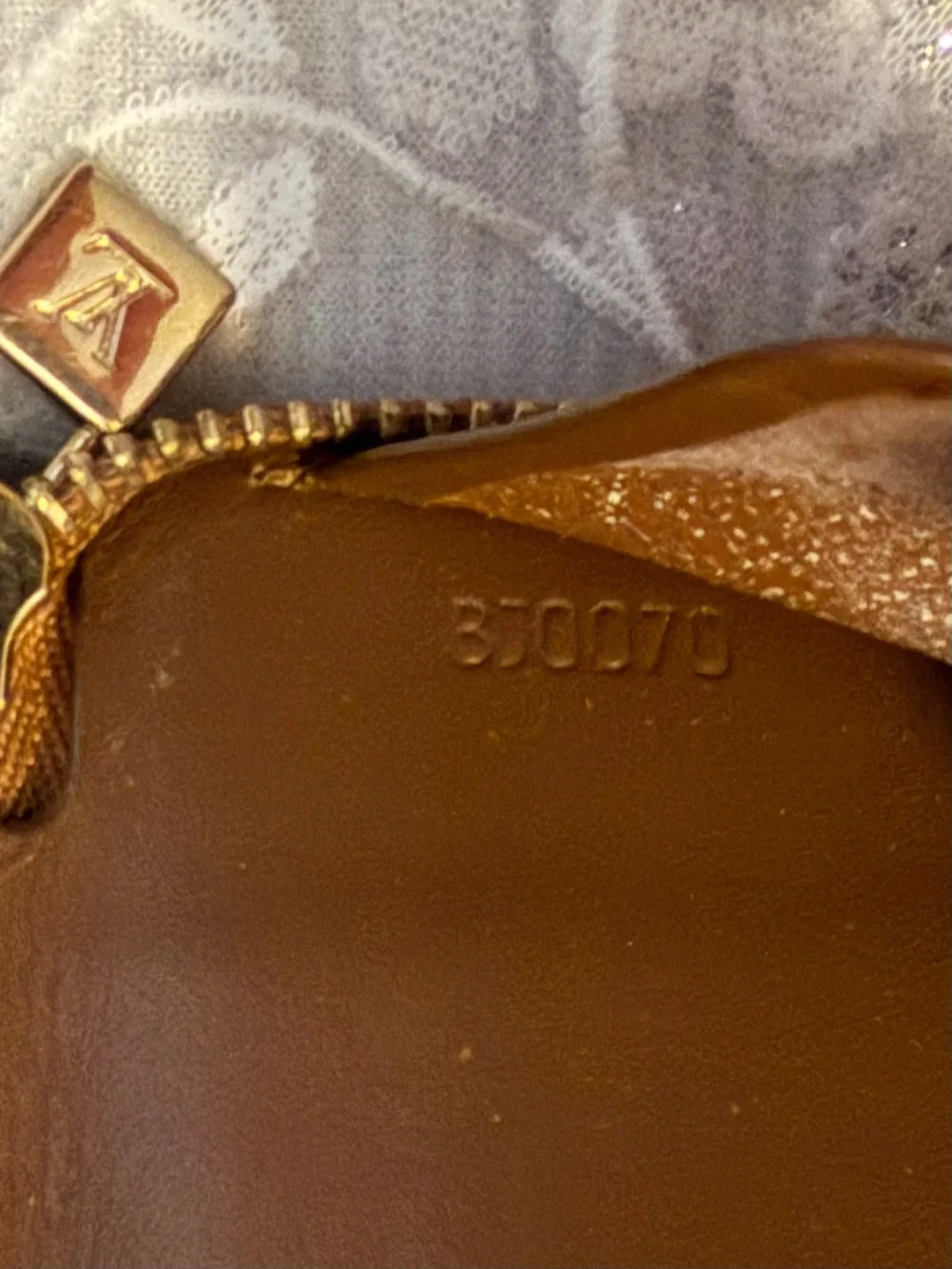 Authentic Louis Vuitton Vernis Eldridge bronze wallet